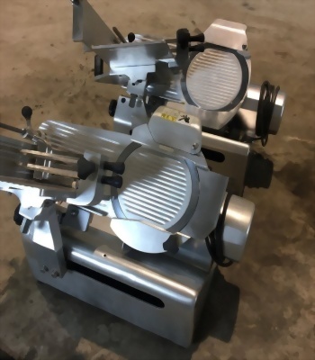 渡邊切肉機(300型)