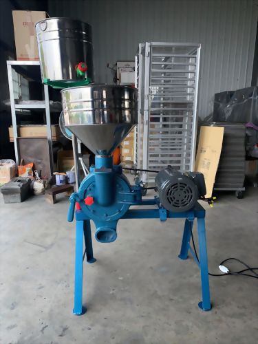 皮帶橫式石磨機磨豆米機