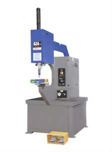 Special Riveting Machine
