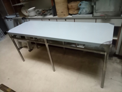 白鐵桌子 - 吉祥餐飲設備