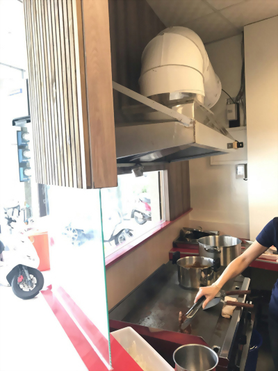 裕農路抽風靜電機配管