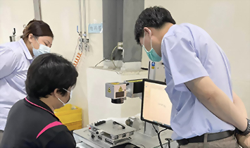 氣動元件廠，新購入雷射雕刻機