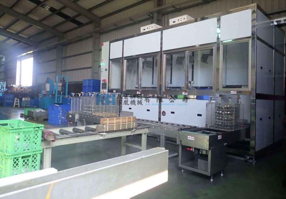 同步多軸式真空清洗機,精細清洗機,工業清洗設備