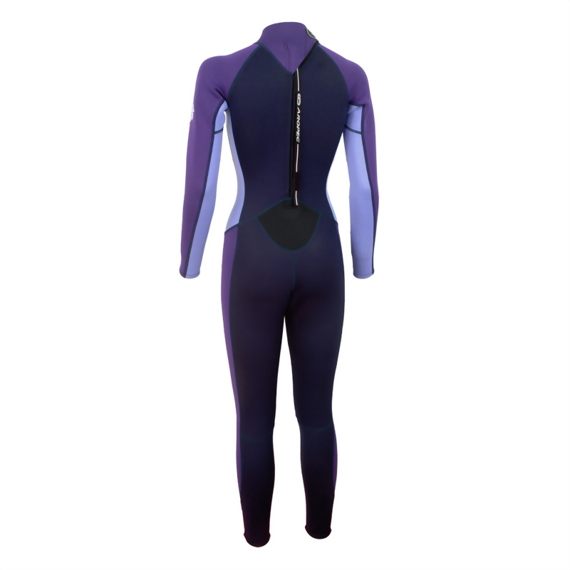 Back zip with Nylon webbing for easy zipping