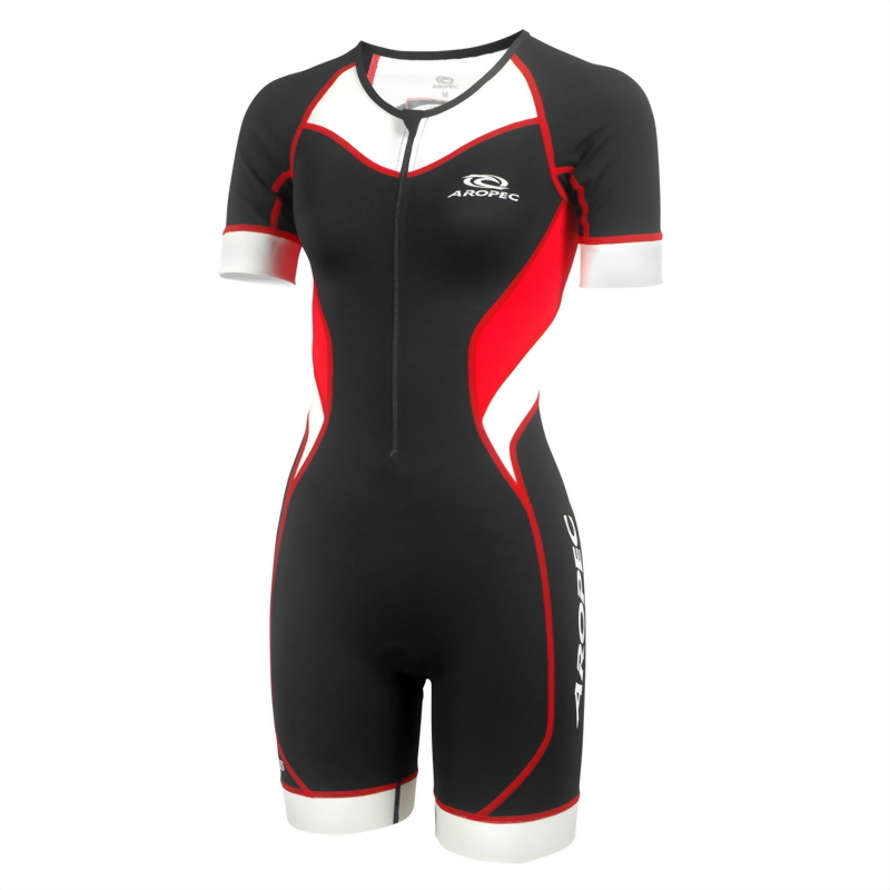 Revolution Tri Max fabric, which is weaved by special super-strech fiber to support muscle effectively