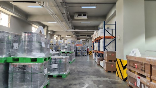 物流工廠